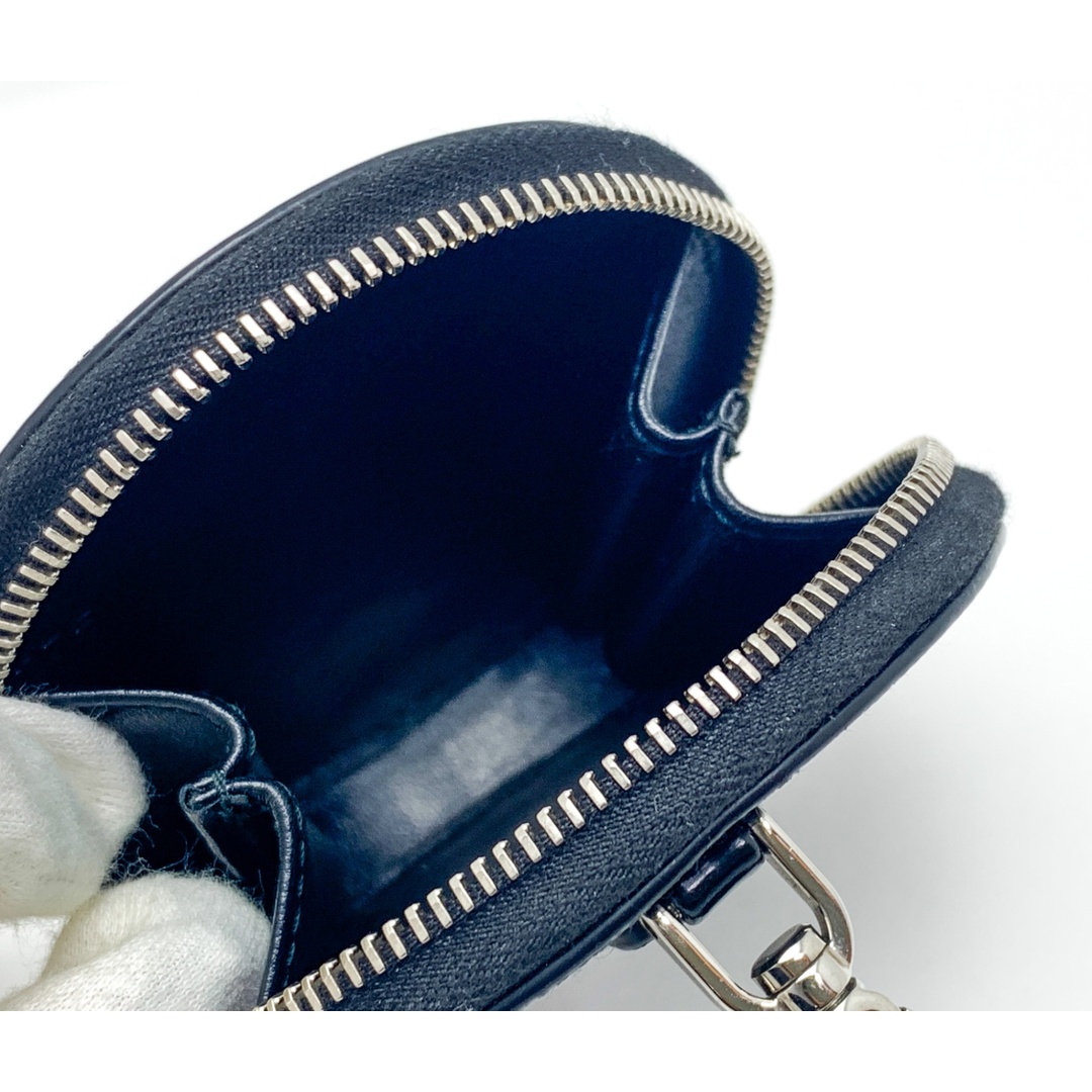 PRADA - PRADA プラダ トライアングルロゴ ブラック 黒 丸型 PRADA - PRADA プラダ トライアングルロゴ ブラック 黒 丸型
