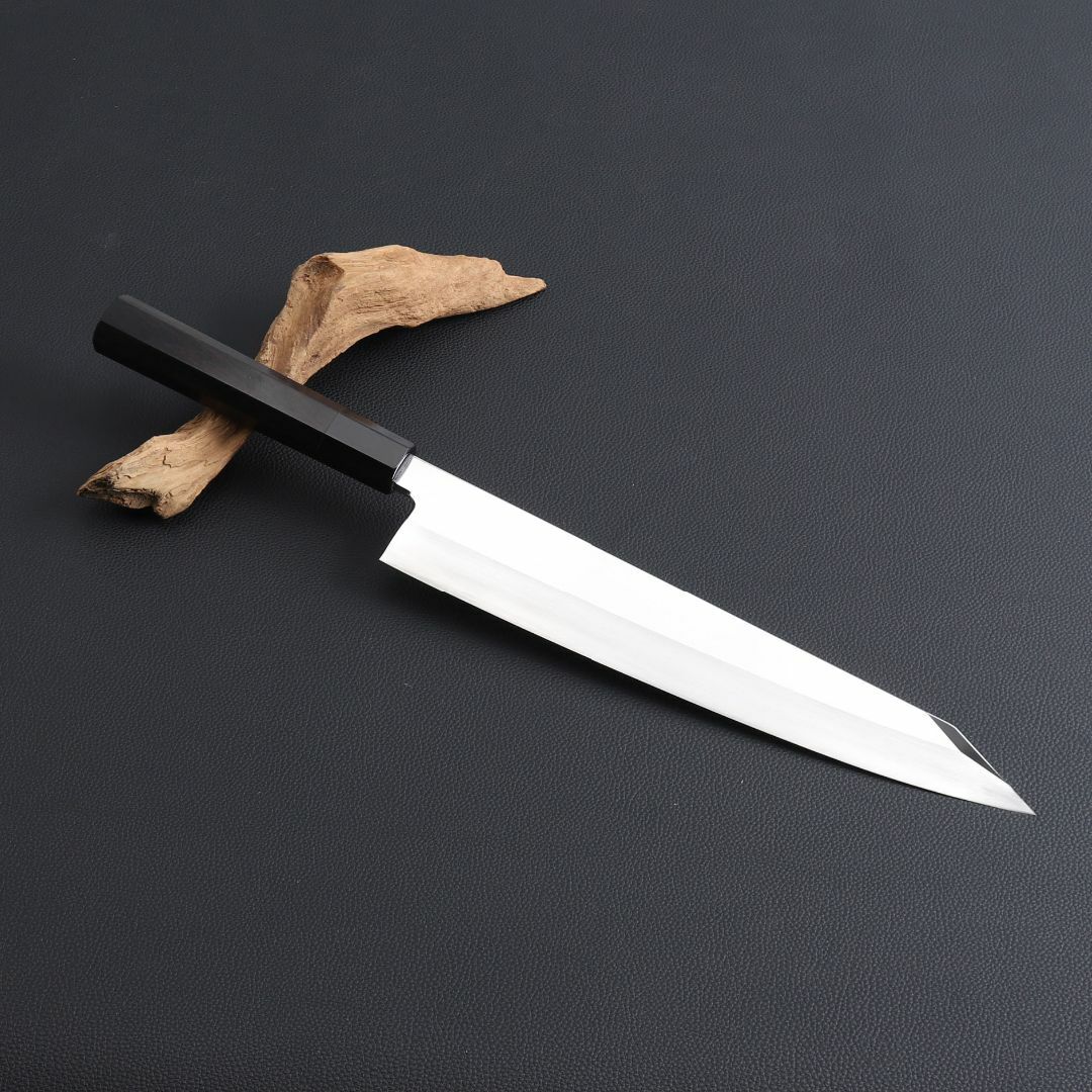 8438 勘所型牛刀 9寸 鏡面仕上げ 刺身包丁 黒檀黒水牛角八角柄 8438 勘所型牛刀 9寸 鏡面仕上げ 刺身包丁 黒檀黒水牛角八角柄