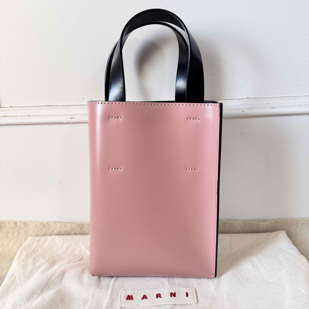 マルニ 美品 ミュゼオ ナノ トートバッグ ショルダーバッグ 2way マルニ 美品 ミュゼオ ナノ トートバッグ ショルダーバッグ 2way