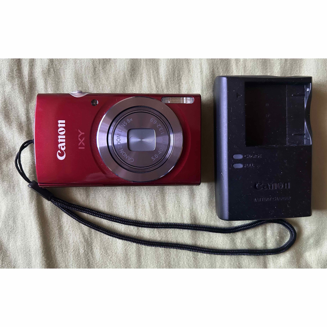 Canon IXY レッド コンパクトデジタルカメラ 本体と充電器付き Canon IXY レッド コンパクトデジタルカメラ 本体と充電器付き