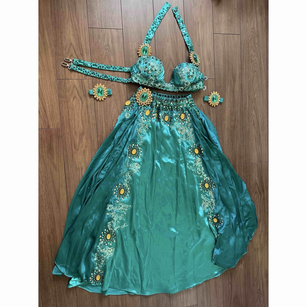 ベリーダンス オリエンタル衣装 Mandouh グリーン(一体型) ベリーダンス オリエンタル衣装 Mandouh グリーン(一体型)