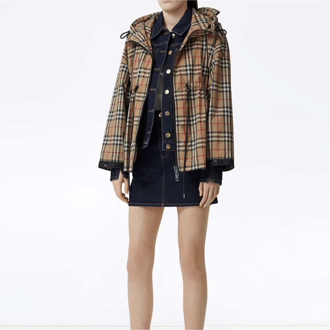 BURBERRY - 美品 Burberry ライトコート フーデッドジャケット BURBERRY - 美品 Burberry ライトコート フーデッドジャケット