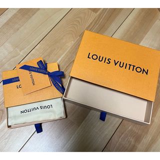 LOUIS VUITTON(ショップ袋)のフリマアイテム一覧 LOUIS VUITTON(ショップ袋)のフリマアイテム一覧