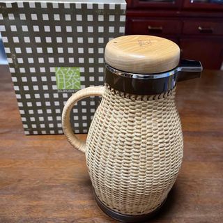 ゾウジルシ(象印)の象印　籐　ポット(テーブル用品)