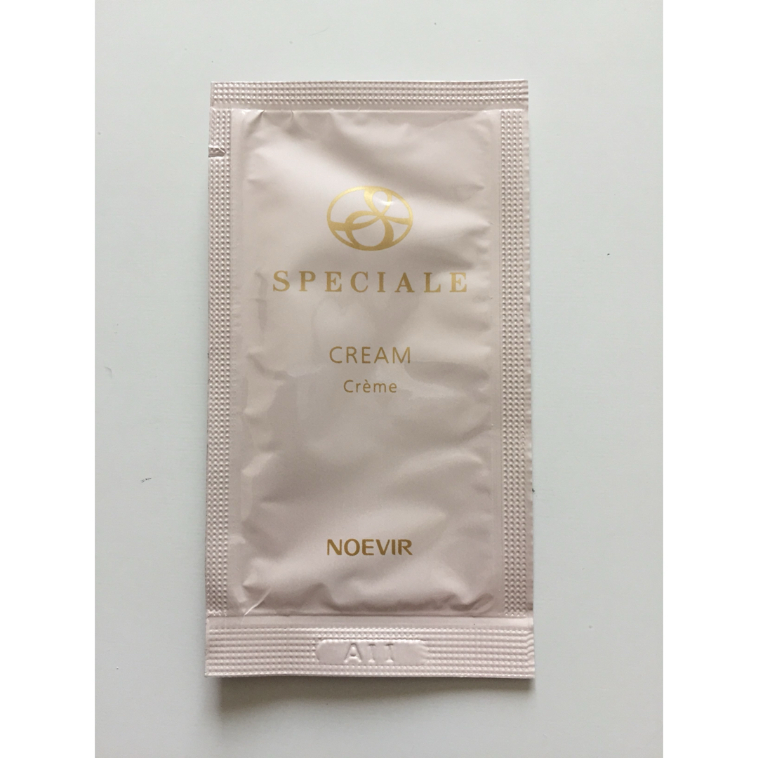スペチアーレ薬用クリーム・薬用ローション スペチアーレ薬用クリーム・薬用ローション