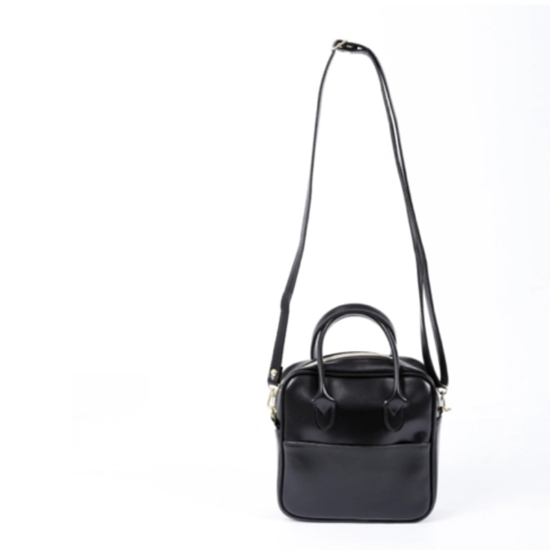 POIK★mini square tote bag★黒★バッグ レディースのバッグ(ショルダーバッグ)の商品写真