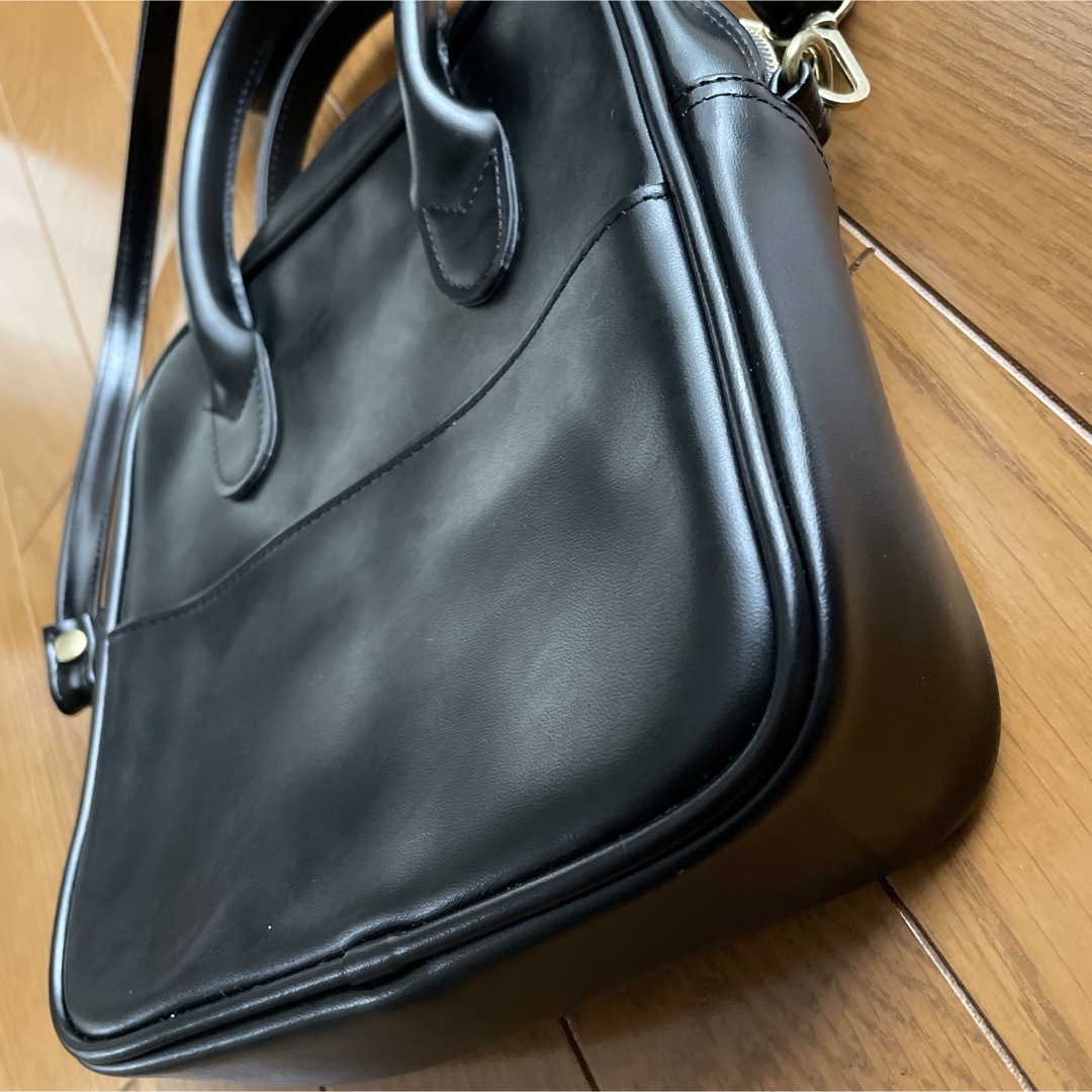 POIK★mini square tote bag★黒★バッグ レディースのバッグ(ショルダーバッグ)の商品写真