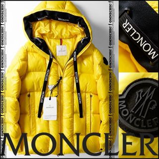 MONCLER(ダウンジャケット ・ イエロー/黄色系)のフリマ MONCLER(ダウンジャケット ・ イエロー/黄色系)のフリマ