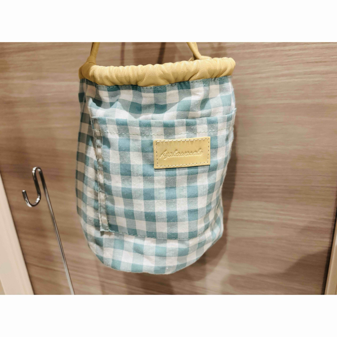 美品】Ayakawasaki ラムレザー 巾着 ショルダーバッグ クリーム 美品】Ayakawasaki ラムレザー 巾着 ショルダーバッグ クリーム