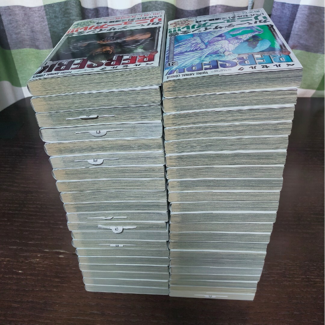 ベルセルク 全巻 1巻~39巻+2冊 新装版 ほぼ帯つき! ベルセルク 全巻 1巻~39巻+2冊 新装版 ほぼ帯つき!