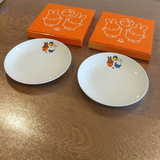ミッフィー(miffy)の LAWSONコラボ ミッフィープレート 皿 非売品(ノベルティグッズ)