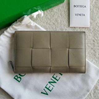 BOTTEGA VENETA - 国内完売 ボッテガヴェネタ カセット ラウンド BOTTEGA VENETA - 国内完売 ボッテガヴェネタ カセット ラウンド