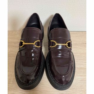 ZARA - 【ほぼ新品】ZARA レザーブロックヒール ローファー 36の ZARA - 【ほぼ新品】ZARA レザーブロックヒール ローファー 36の