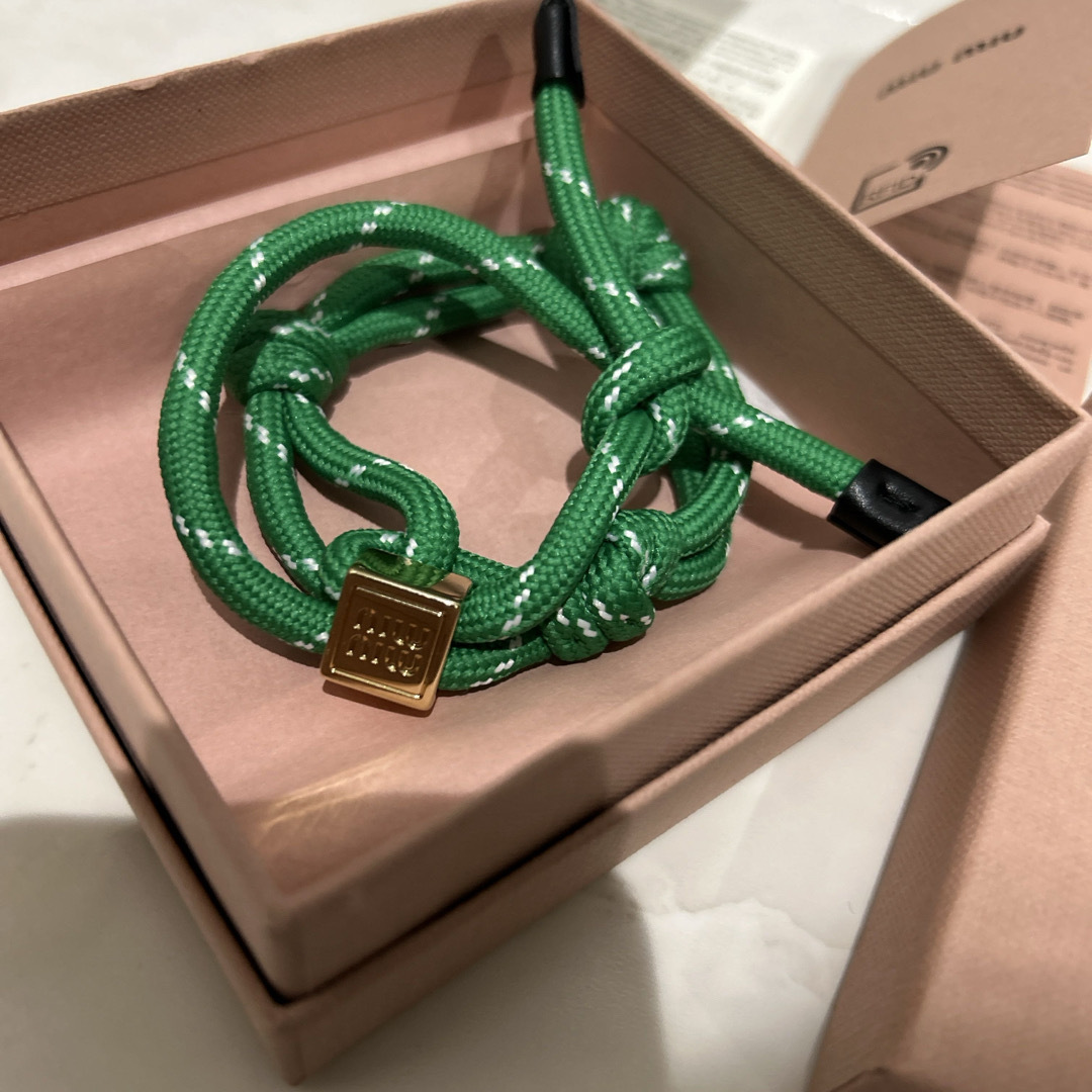 miumiu コードブレスレット グリーン