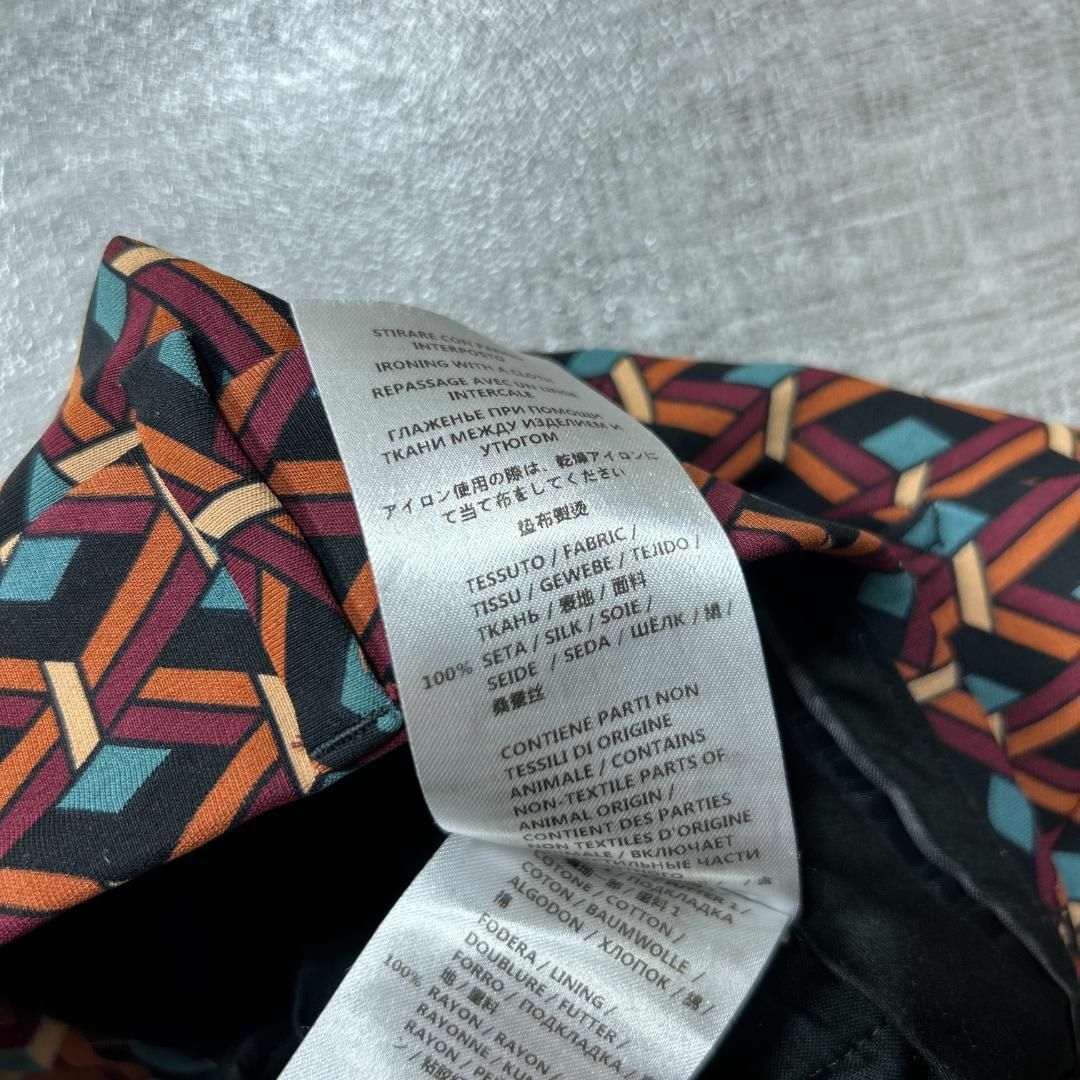 GUCCI シルク 幾何学模様 スラックス パンツ 48 ボトムス グッチ GUCCI シルク 幾何学模様 スラックス パンツ 48 ボトムス グッチ