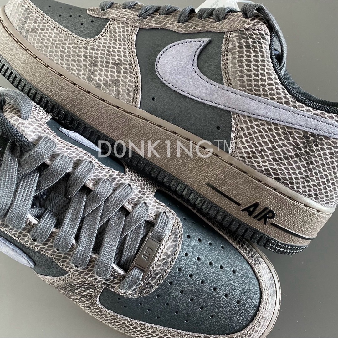 NIKE - NIKE AIR FORCE 1 パイソン 黒蛇 ブラックスネーク 27.5 NIKE - NIKE AIR FORCE 1 パイソン 黒蛇 ブラックスネーク 27.5