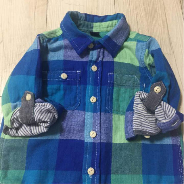 babyGAP(ベビーギャップ)のbaby Gap チェックシャツ キッズ/ベビー/マタニティのキッズ服男の子用(90cm~)(ブラウス)の商品写真