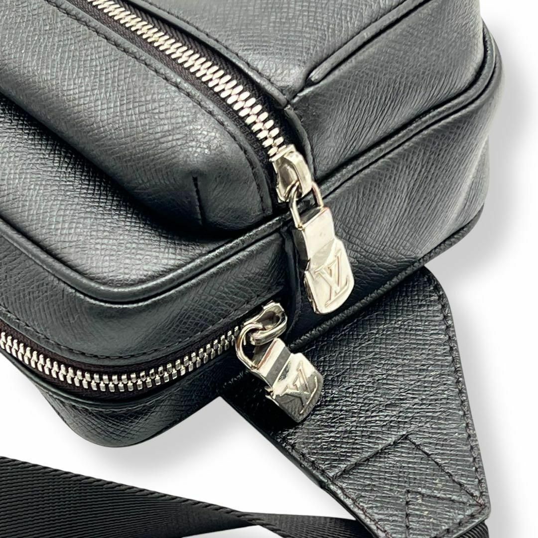 LOUIS VUITTON - 【極美品】ルイヴィトン タイガ バムバッグ LOUIS VUITTON - 【極美品】ルイヴィトン タイガ バムバッグ