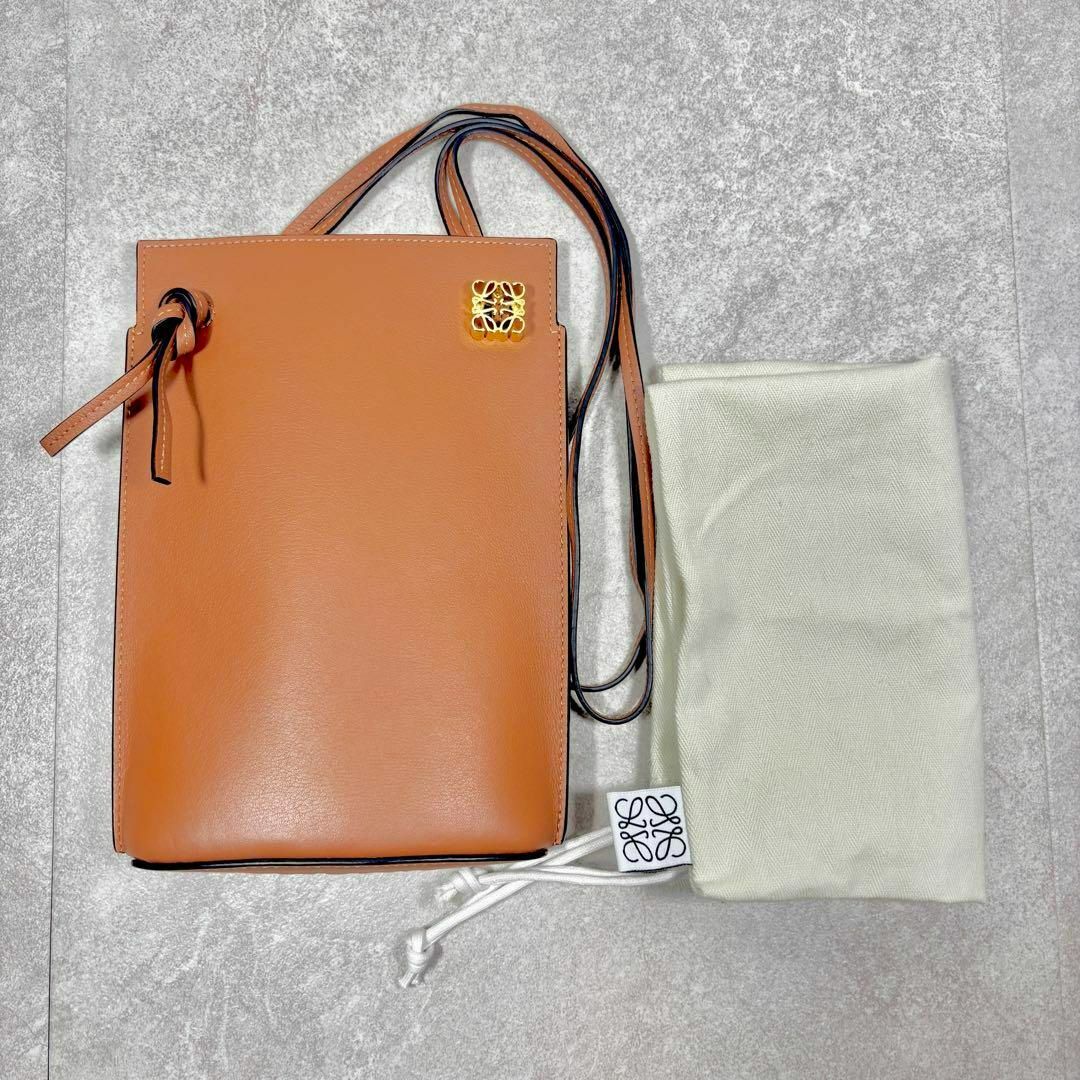 LOEWE ロエベ ダイスポケット レザー ショルダーバッグ ブラウン LOEWE ロエベ ダイスポケット レザー ショルダーバッグ ブラウン