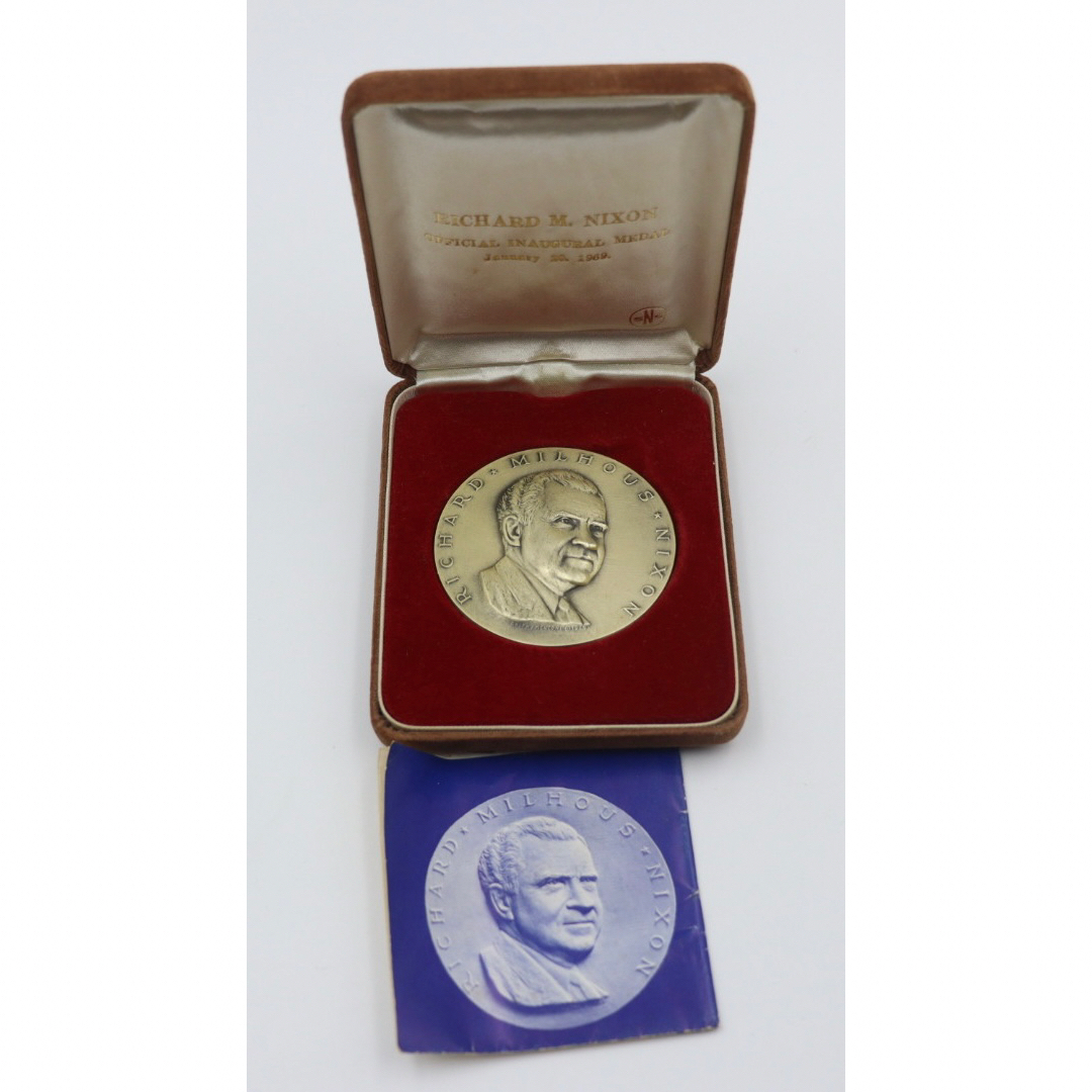 セール 登場から人気沸騰 リチャード・ニクソン 純銀 肖像メダル silver pure 999 貨幣