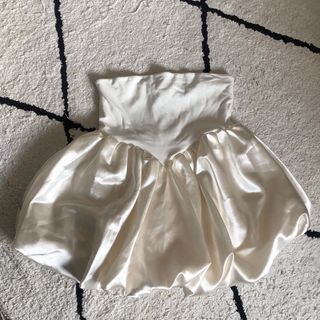 みこ様専用　ペプラムバルーンベアトップス(ベアトップ/チューブトップ)