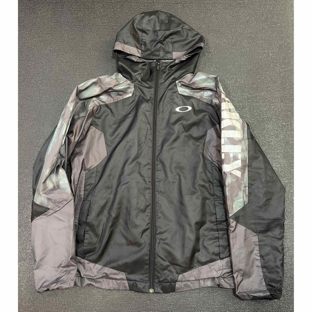 Oakley - OAKLEYオークリー ナイロンジャケット サイズ L の通販 Oakley - OAKLEYオークリー ナイロンジャケット サイズ L の通販