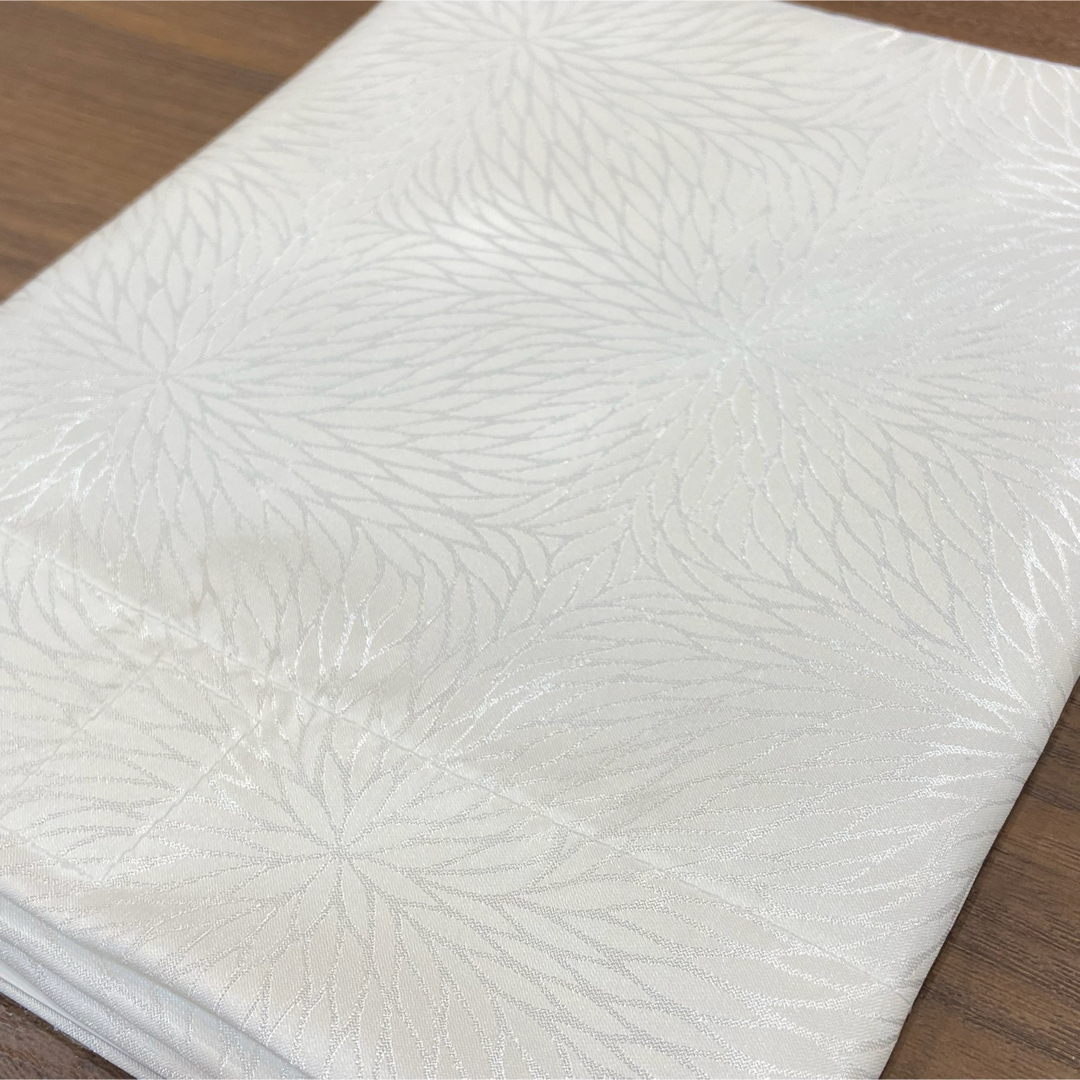 替袖付き】衿秀 き楽っく長襦袢 袷用 Lサイズ/替袖【むじな菊】 替袖付き】衿秀 き楽っく長襦袢 袷用 Lサイズ/替袖【むじな菊】