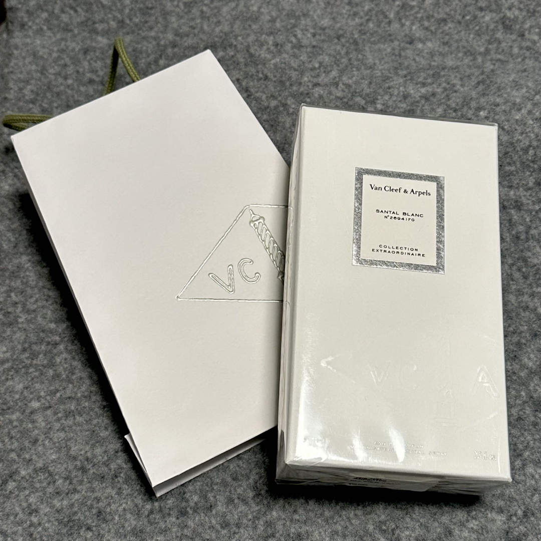ヴァンクリーフ&アーペル サンタルブラン EDP 75ml ヴァンクリーフ&アーペル サンタルブラン EDP 75ml