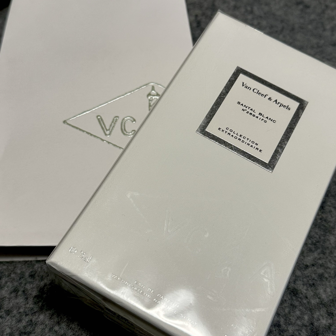 ヴァンクリーフ&アーペル サンタルブラン EDP 75ml ヴァンクリーフ&アーペル サンタルブラン EDP 75ml