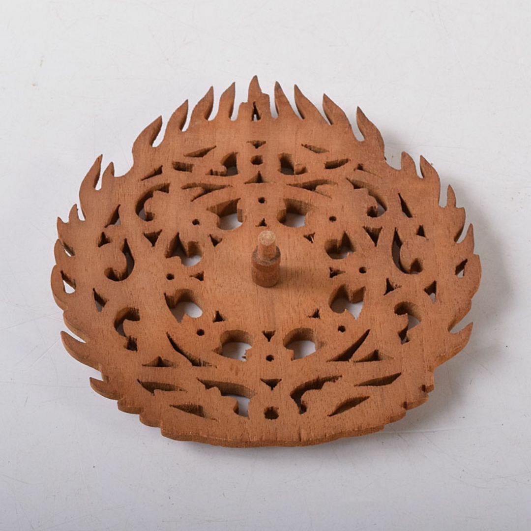 仏教美術　彫刻家　真海徳太郎作　木彫　観世音菩薩　仏像　置物　共箱　VR8302