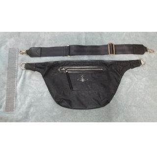 Vivienne Westwood(ボディバッグ/ウエストポーチ)のフリマ Vivienne Westwood(ボディバッグ/ウエストポーチ)のフリマ
