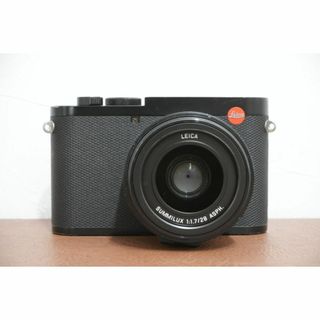 LEICA - LEICA Q2 USED超美品 デジタルカメラ 本体+バッテリー LEICA - LEICA Q2 USED超美品 デジタルカメラ 本体+バッテリー