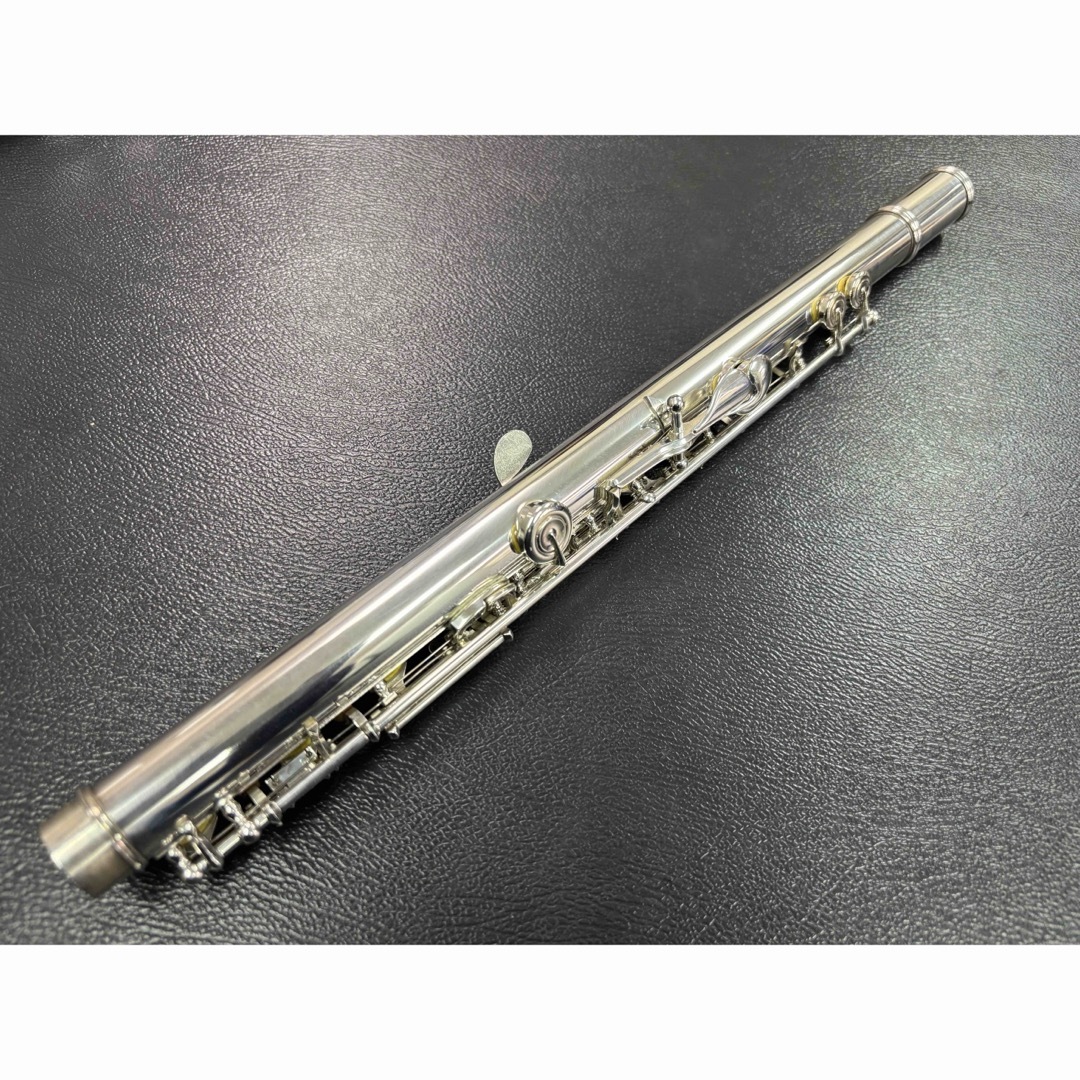美品 メンテナンス済】 YAMAHA YFL611-2 H足 フルート 総銀の 美品 メンテナンス済】 YAMAHA YFL611-2 H足 フルート 総銀の