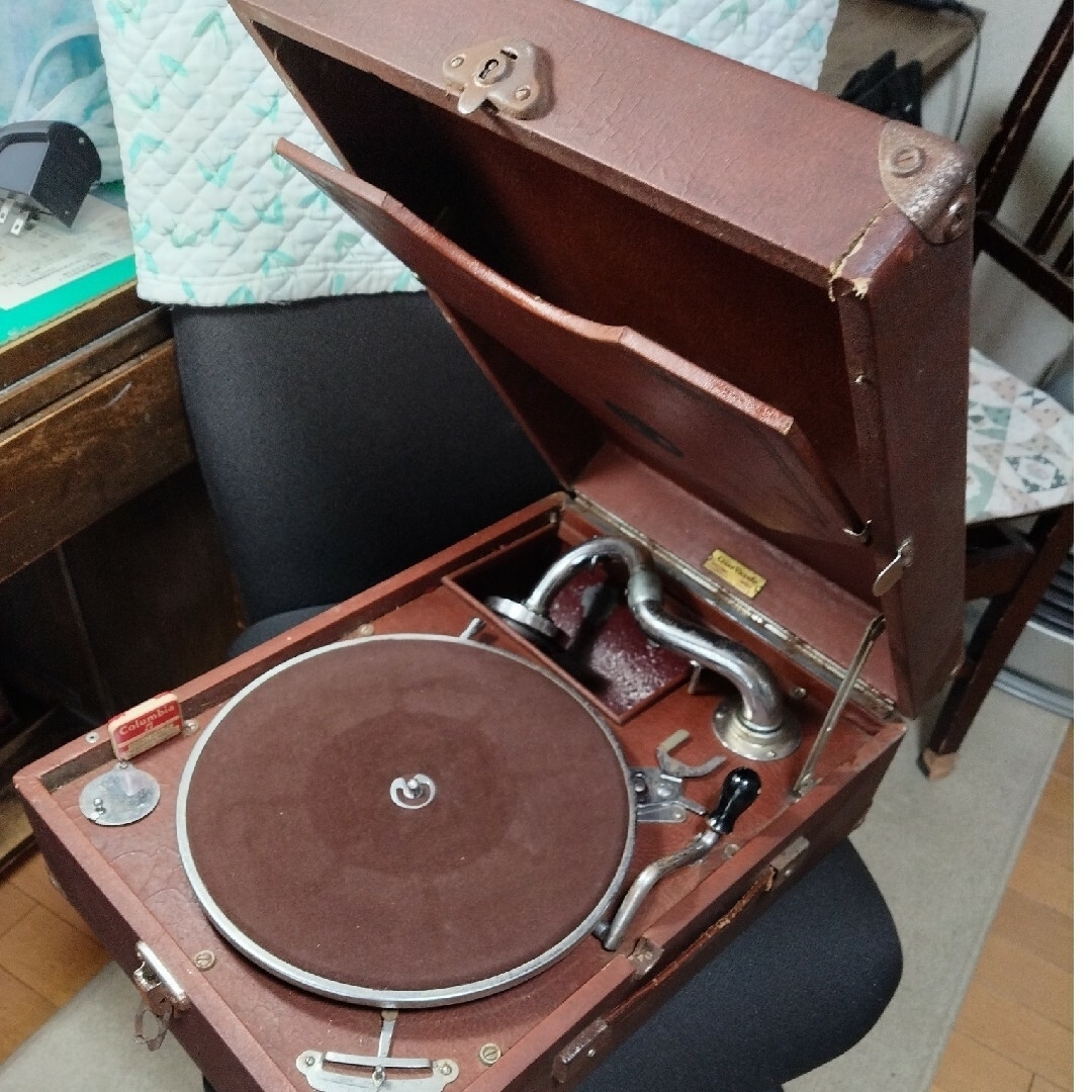 蓄音機 スペイン製 な〇さま