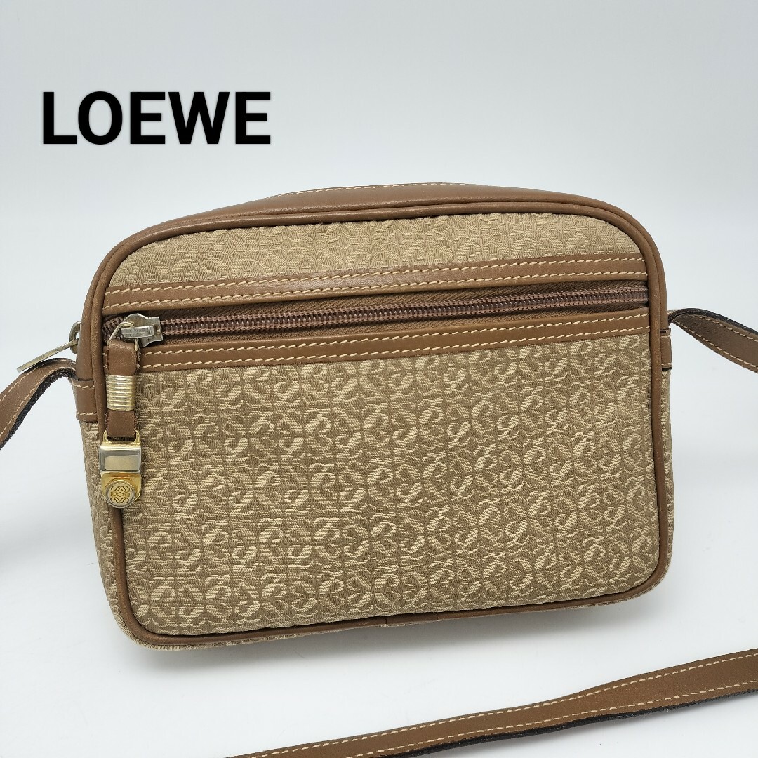 極美品✨ロエベ ショルダーバッグ 極美品✨ロエベ ショルダーバッグ