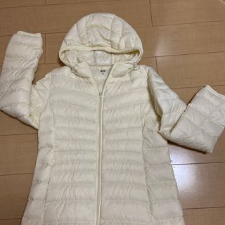 UNIQLO(ダウンコート ・ ホワイト/白色系)のフリマアイテム一覧 UNIQLO(ダウンコート ・ ホワイト/白色系)のフリマアイテム一覧