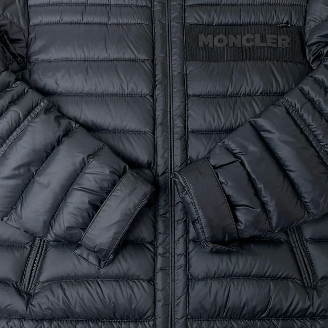 美品 MONCLER モンクレール シングルライダース ダウン 美品 MONCLER モンクレール シングルライダース ダウン