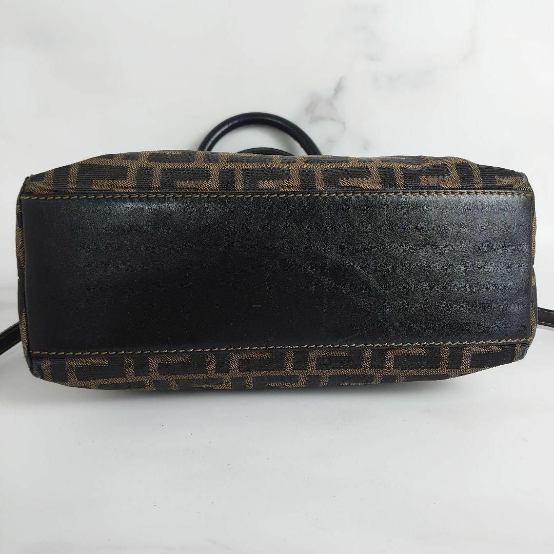 FENDI フェンディ ズッカ柄 FF金具 ハンドバッグ 2way FENDI フェンディ ズッカ柄 FF金具 ハンドバッグ 2way