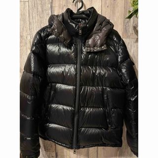 MONCLER(ショート ・ ダウンジャケット)のフリマアイテム一覧 MONCLER(ショート ・ ダウンジャケット)のフリマアイテム一覧