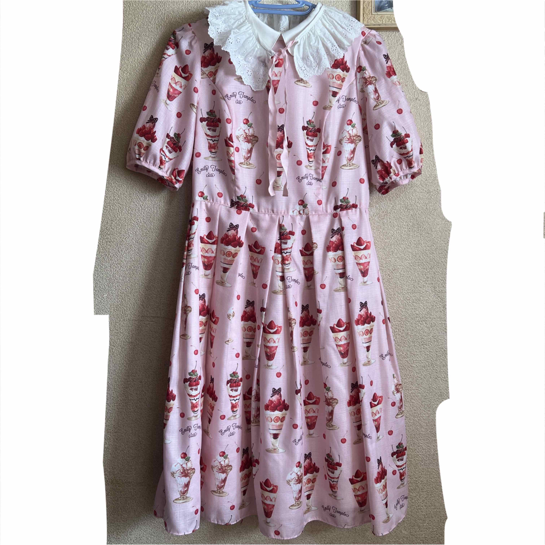Emily Temple cute - 朝まで♡パフェ柄ワンピースの通販 by 💜|エミリーテンプルキュートならラクマ Emily Temple cute - 朝まで♡パフェ柄ワンピースの通販 by 💜|エミリーテンプルキュートならラクマ