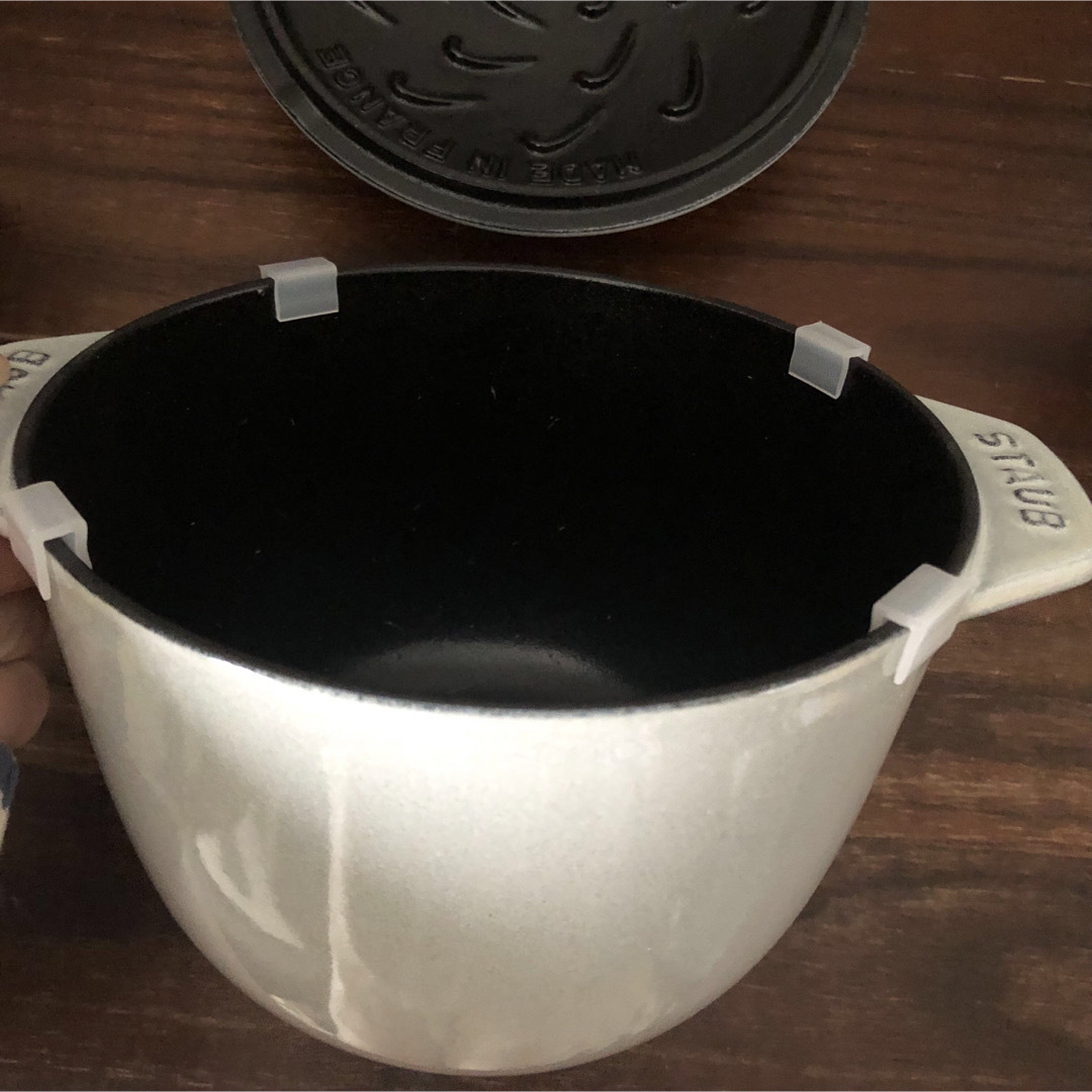 STAUB - 新品未使用 生涯保証付き ストウブ ゴハン M STAUB - 新品未使用 生涯保証付き ストウブ ゴハン M