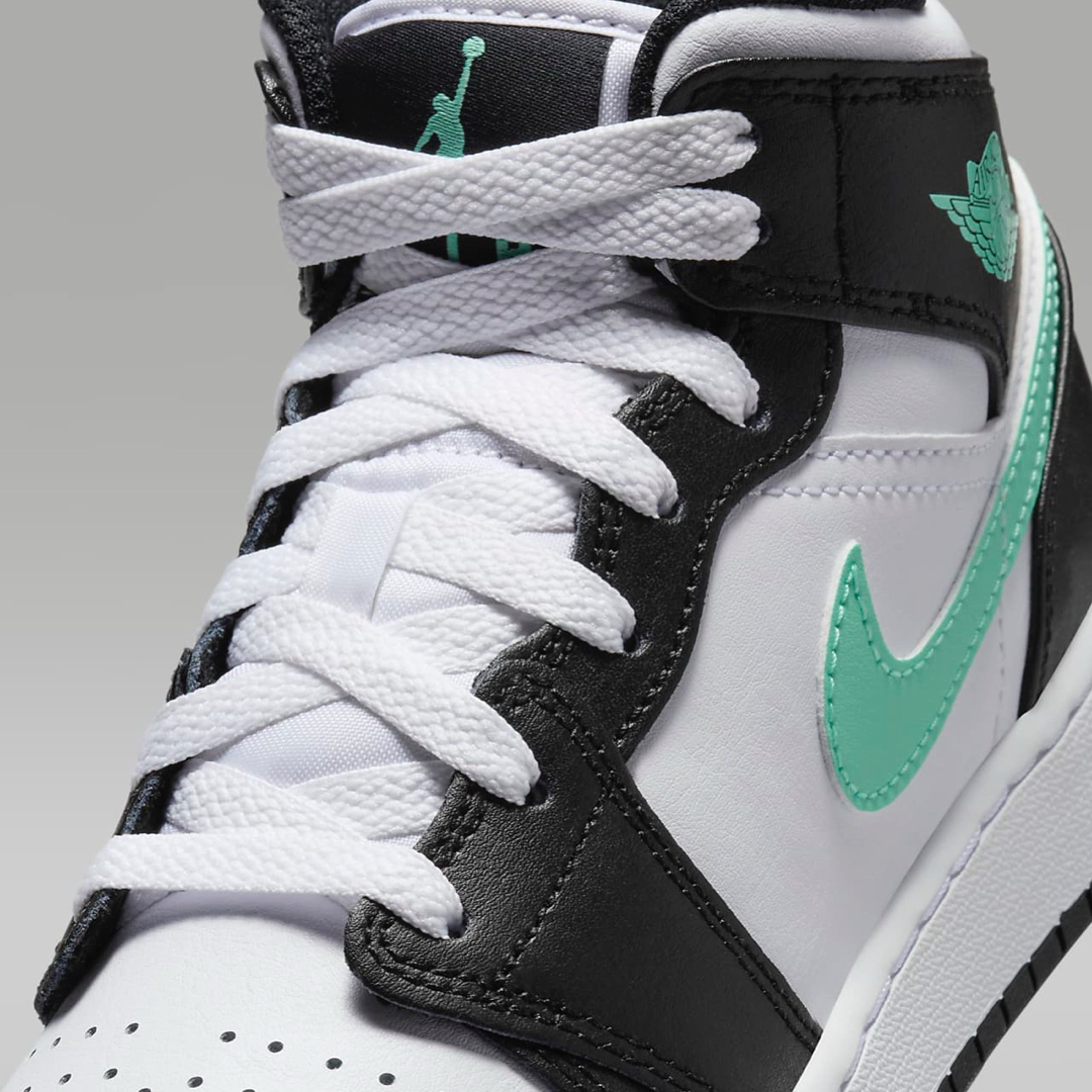 新品24.5cm】NIKE エアジョーダン1MID GS ブラック/グリーン 新品24.5cm】NIKE エアジョーダン1MID GS ブラック/グリーン