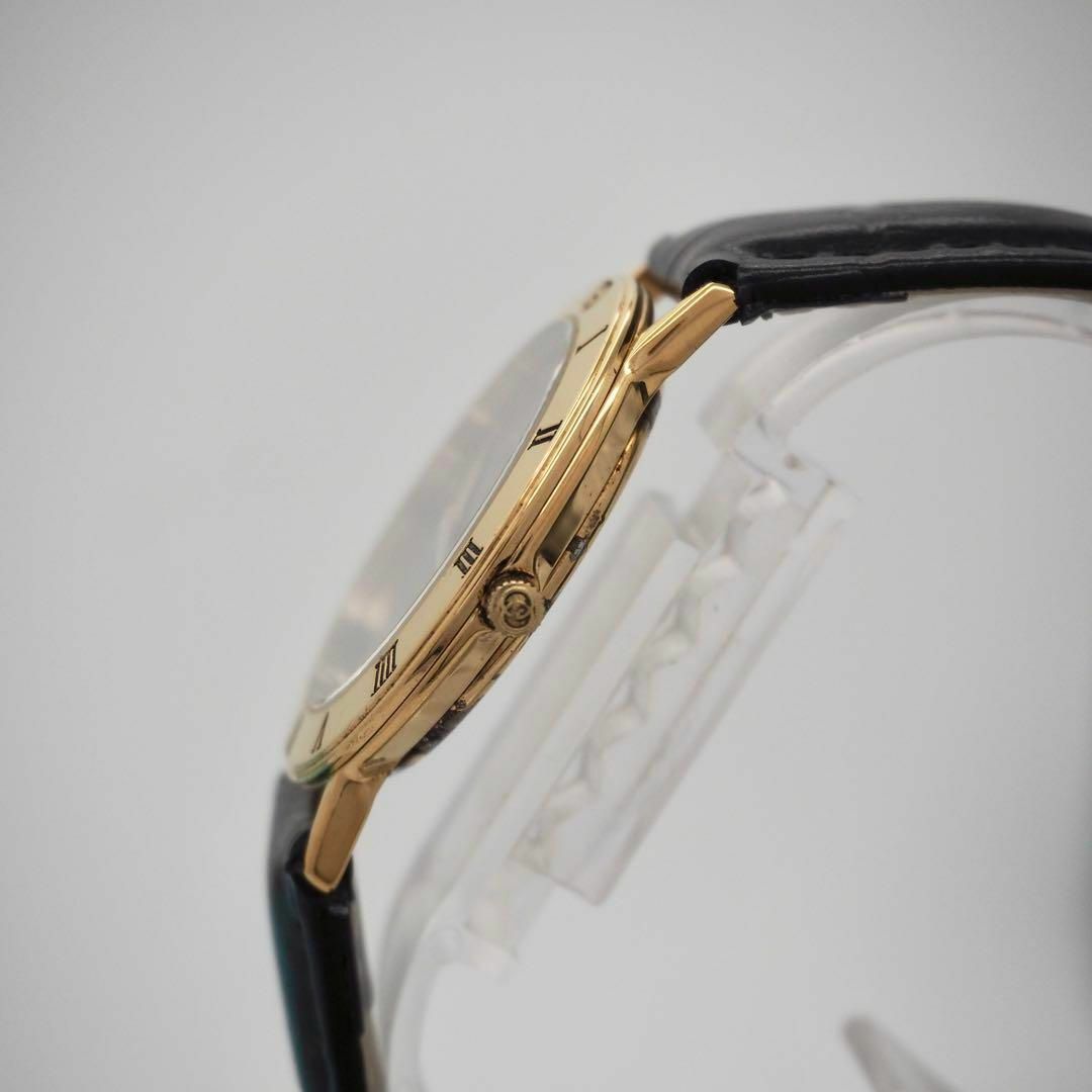 GUCCI - 224 GUCCI 3000M 新品ベルト メンズ腕時計 ゴールド GUCCI - 224 GUCCI 3000M 新品ベルト メンズ腕時計 ゴールド