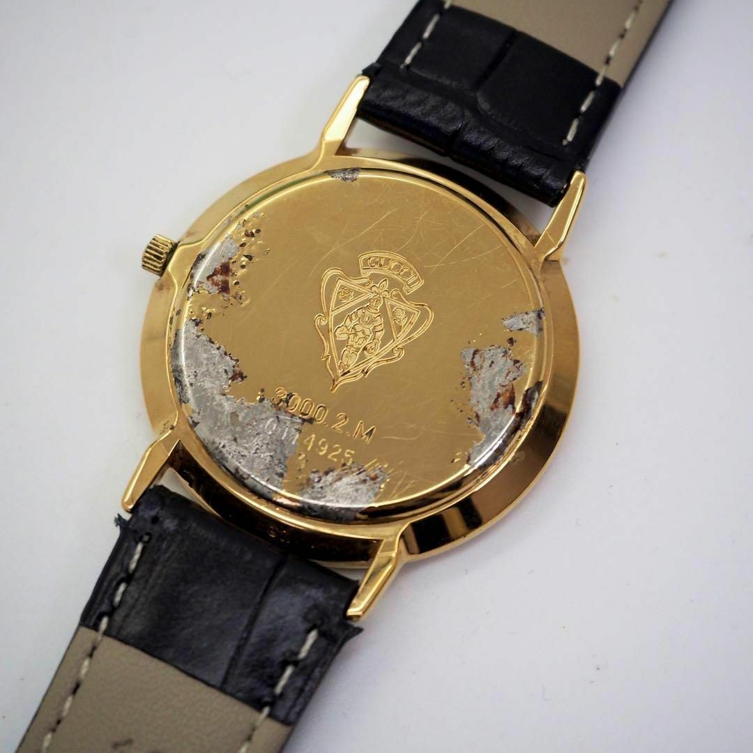 GUCCI - 224 GUCCI 3000M 新品ベルト メンズ腕時計 ゴールド GUCCI - 224 GUCCI 3000M 新品ベルト メンズ腕時計 ゴールド