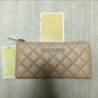 マイケルコース(Michael Kors)のMICHAEL KORS　ベージュ　長財布(財布)