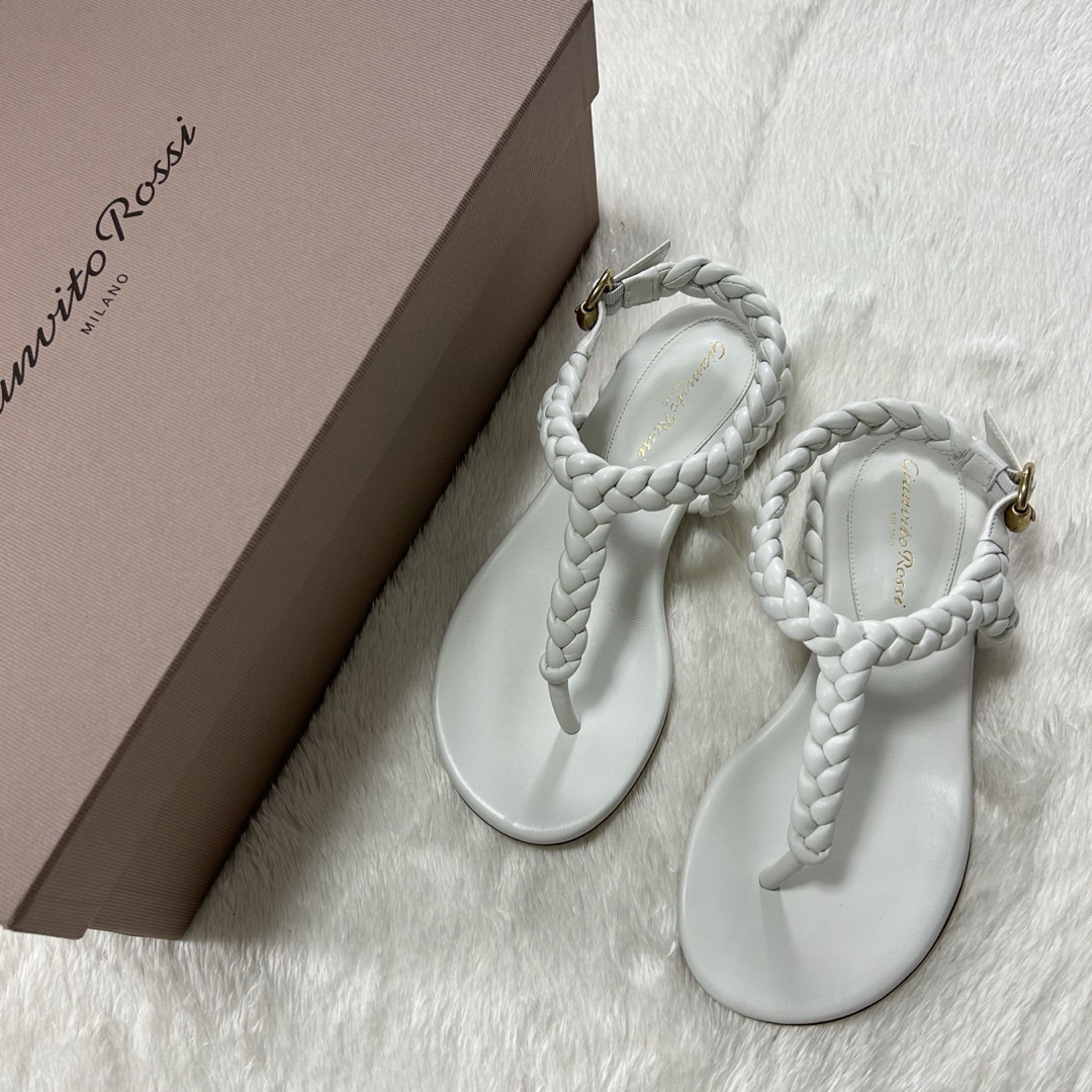 Gianvito Rossiレザー ファーモチーフ サンダル新品未使用 Gianvito Rossiレザー ファーモチーフ サンダル新品未使用