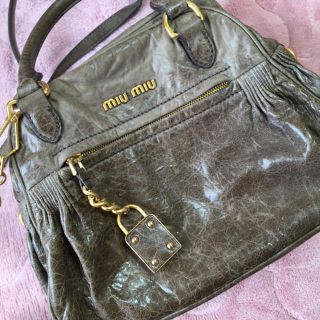 ミュウミュウ(miumiu)のmiumiu ♡ ラムレザーバッグ(ショルダーバッグ)