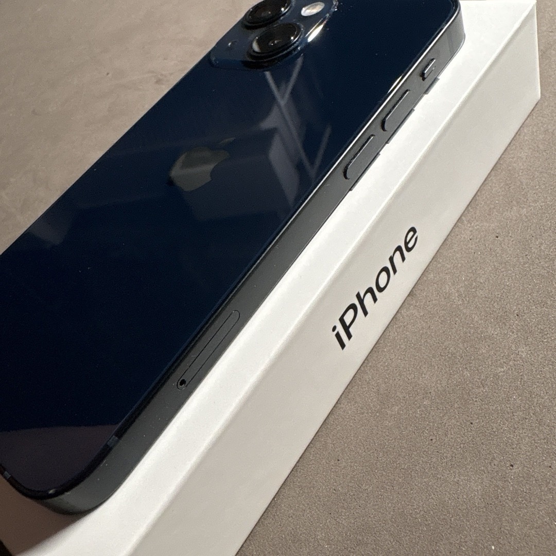 iPhone 13 mini 128GB ミッドナイト SIMフリー 極美品 iPhone 13 mini 128GB ミッドナイト SIMフリー 極美品