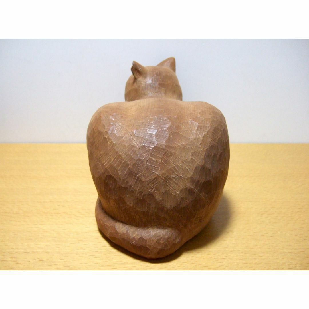 木彫りのネコ 置物 在銘 オブジェ / Wooden carved cat 木彫りのネコ 置物 在銘 オブジェ / Wooden carved cat