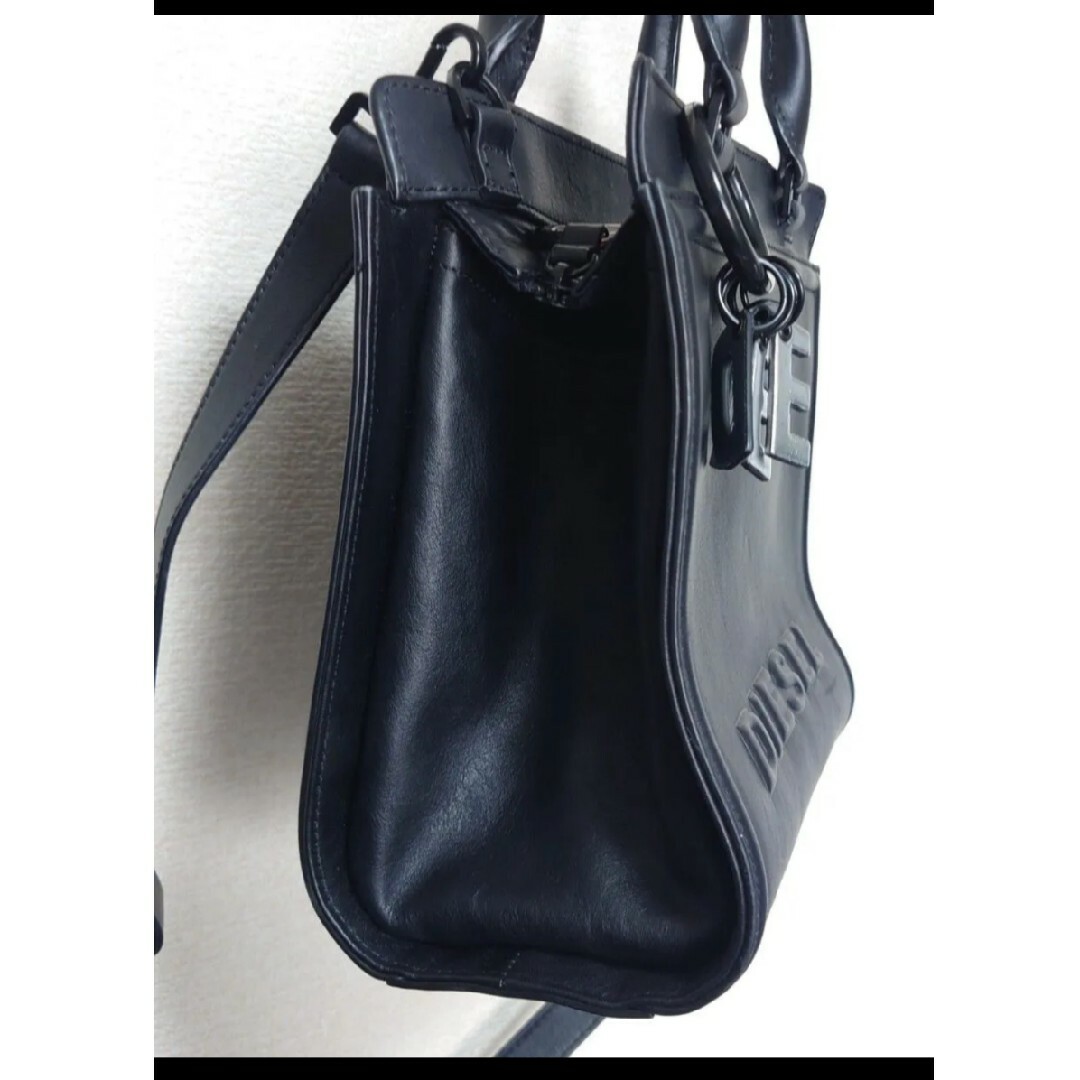 DIESEL ディーゼル KUB8 BADIA 2way レザー ハンドバッグ DIESEL ディーゼル KUB8 BADIA 2way レザー ハンドバッグ